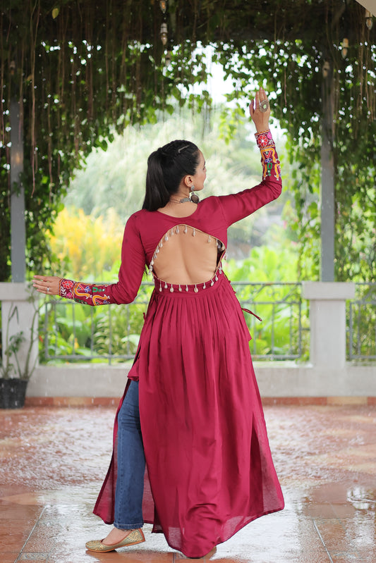 TILTON NAVRATRI SPECIAL RAYON GAMTHI WORK KURTI