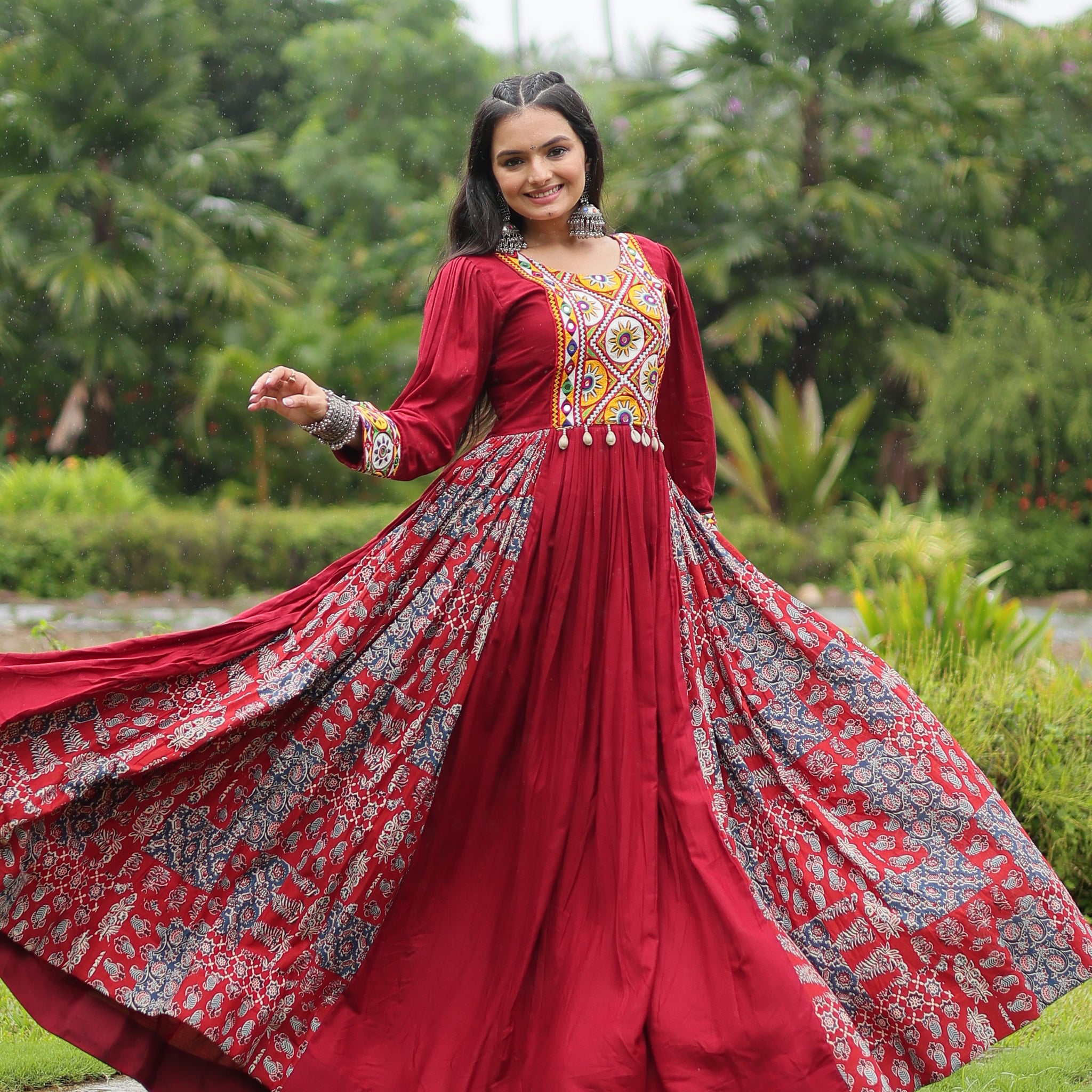 TILTON NAVRATRI SPECIAL RAYON GAMTHI WORK GOWN