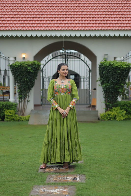 TILTON NAVRATRI SPECIAL GAMTHI KUTCHI WORK RAYON GOWN